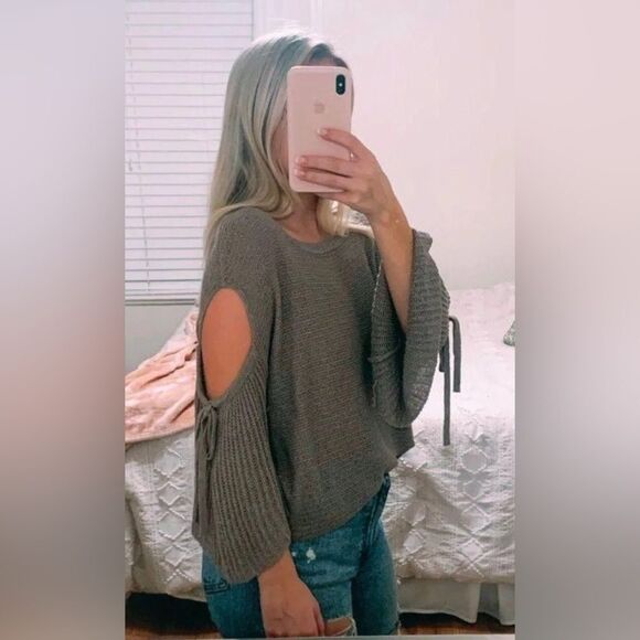 EXPRESS Light Blue Green Cutout‎ Sleeve Sweater Pastel Spring Size Small New - Picture 3 of 13